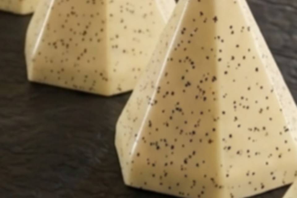 Bombom de maracujá com baunilh