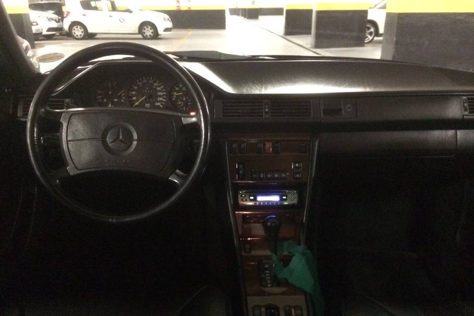 Mercedes 300 E