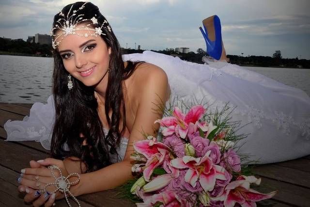 Noiva feliz