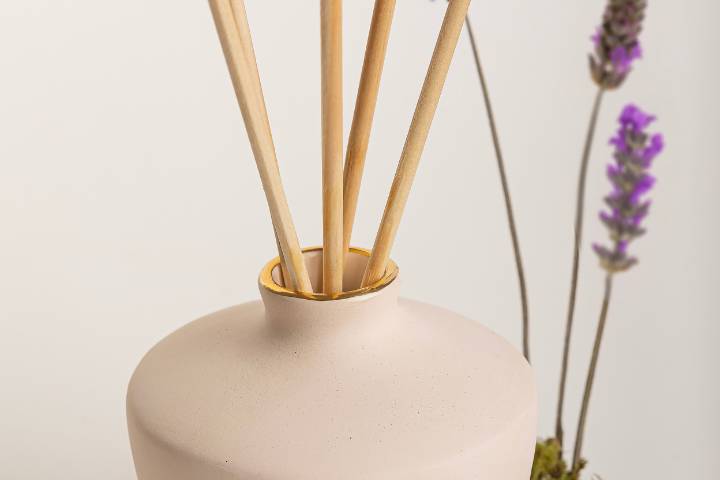 Difusor de aroma com ouro