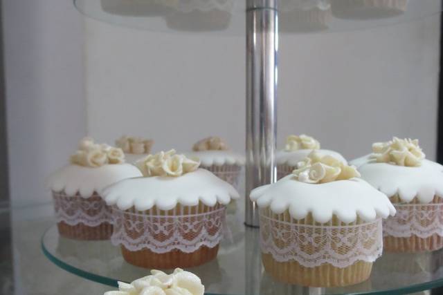 Cupcake com bico de renda