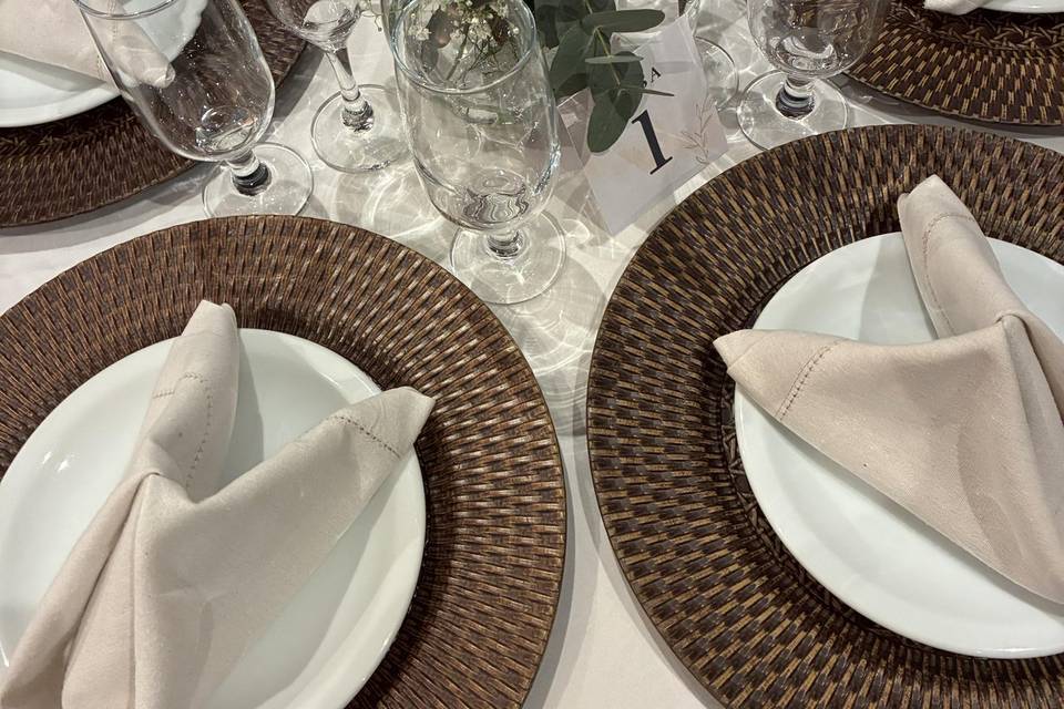 Decor By Lu