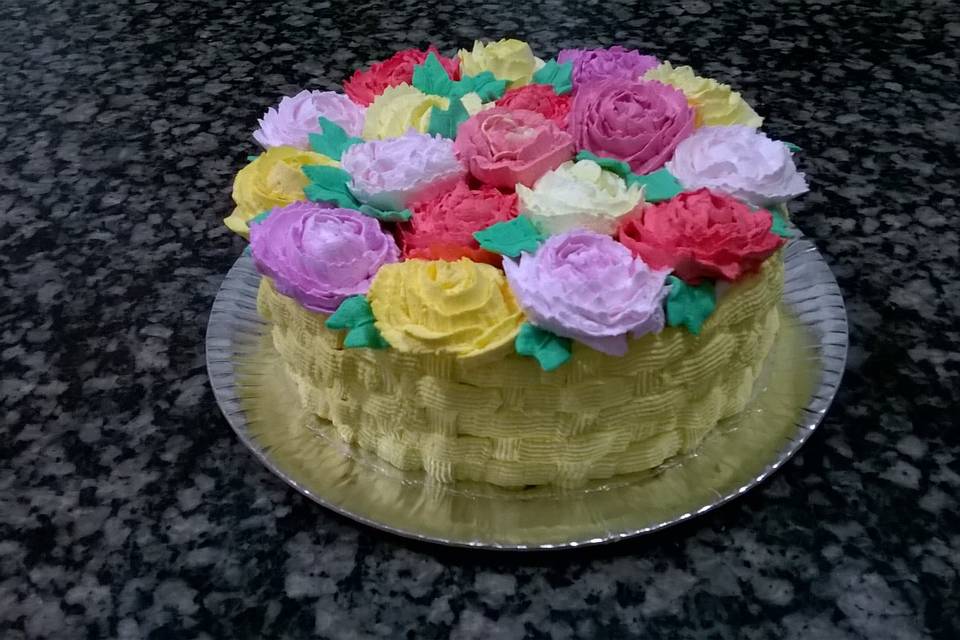 Torta cesta de flores