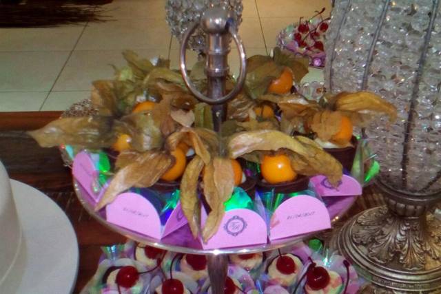 Copinho com Physalis