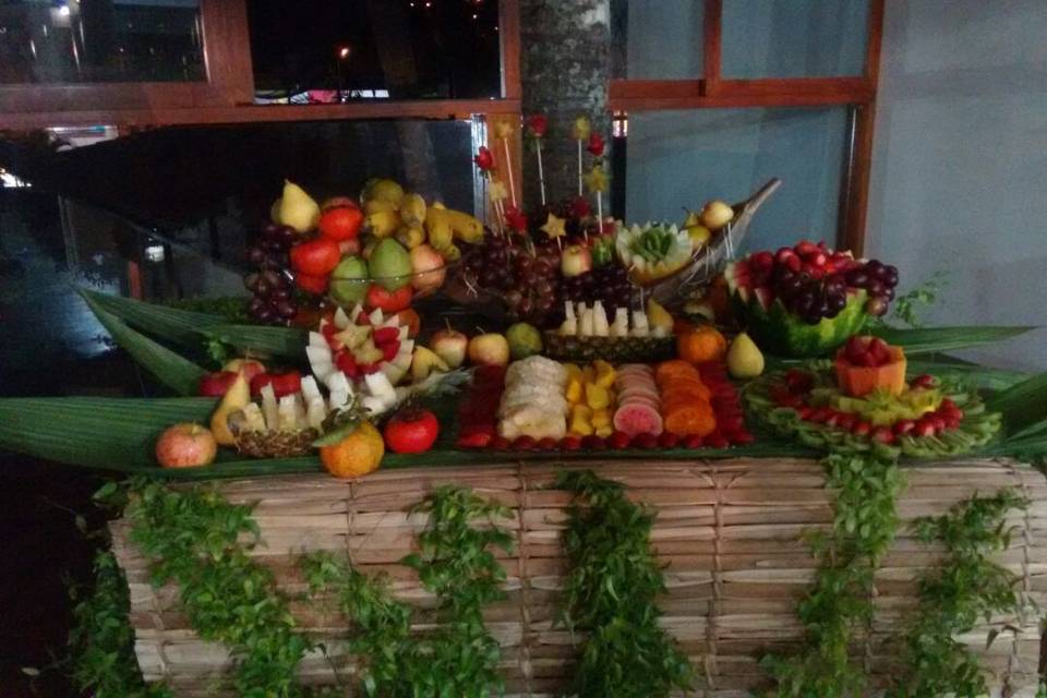 Mesa de Frutas (Festa Havaí)