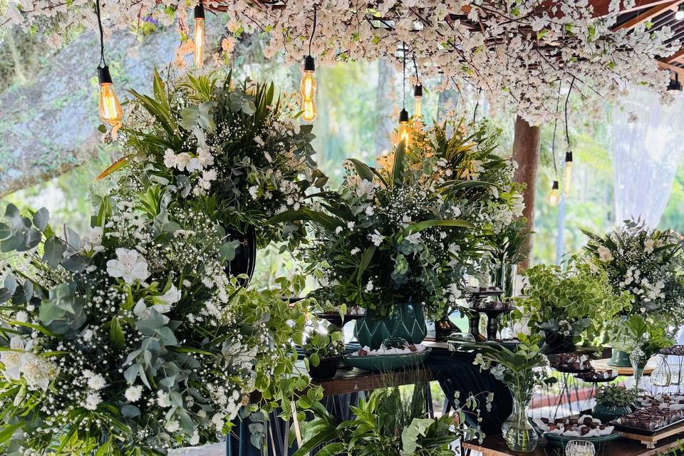 Detalhes mesa do bolo