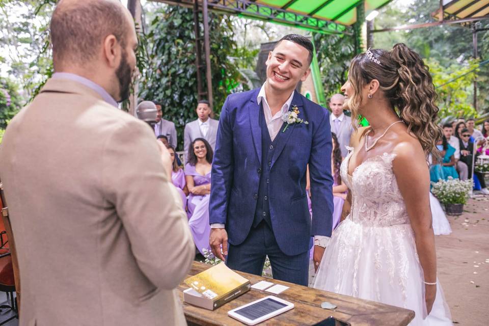 Celebrante Julio Guedes