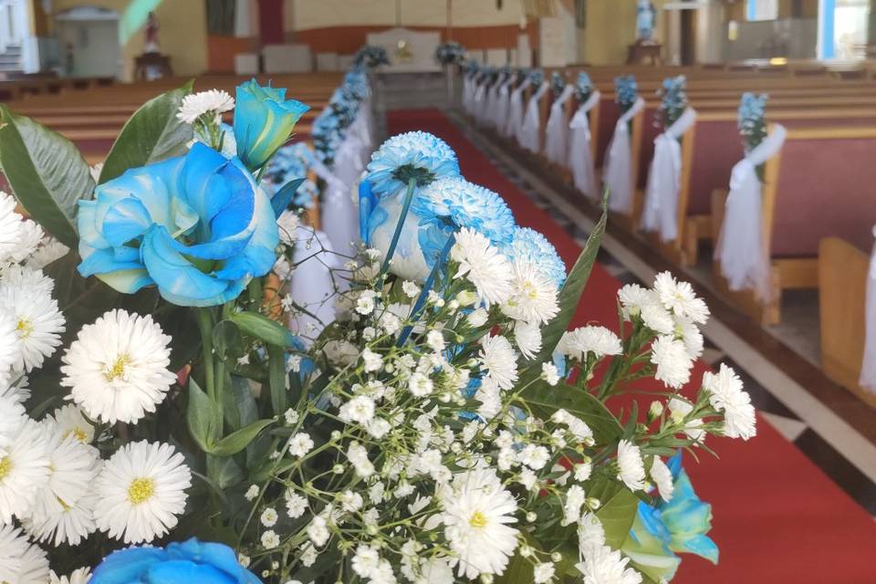 Cerimônia azul na igreja!