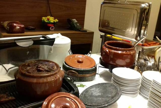 Trabalhamos com feijoada