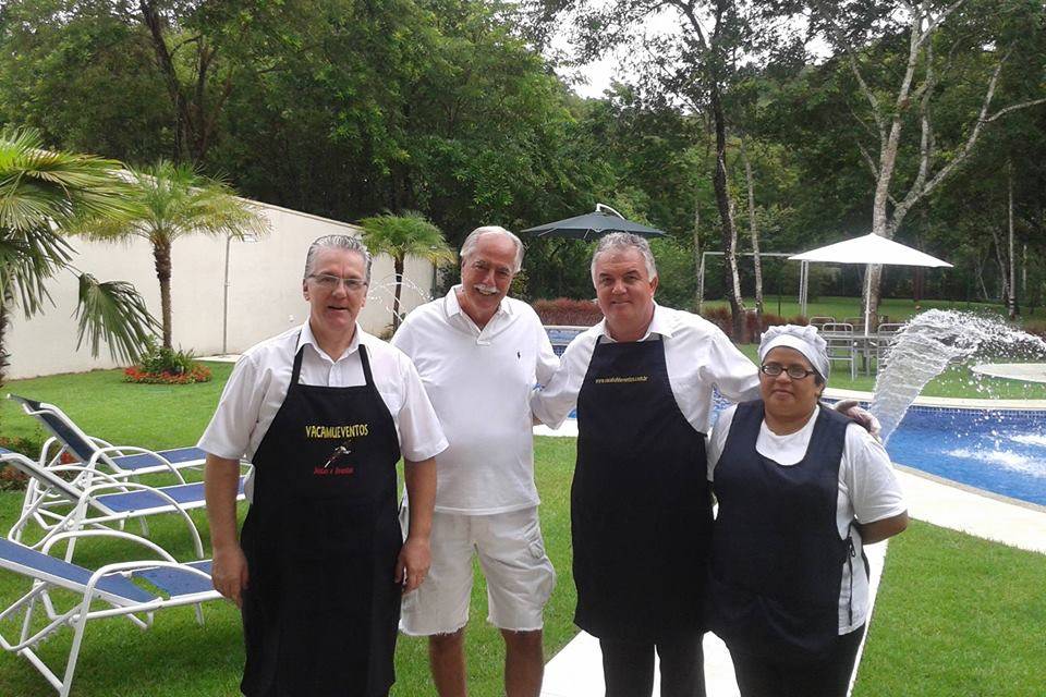 Equipe com uniforme