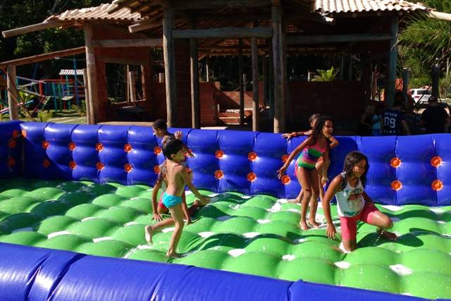 Futebol de sabao inflavel