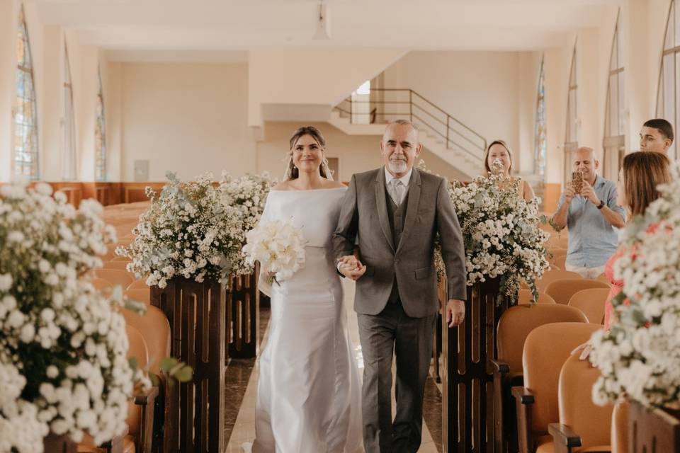 Entrada da linda Maria Luiza