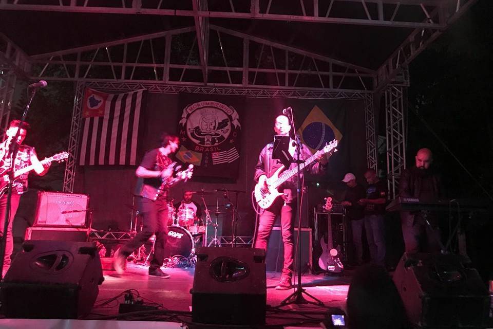 Banda hermos na nitroquímica