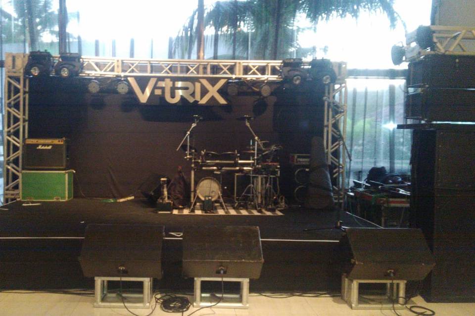 Banda V-trix