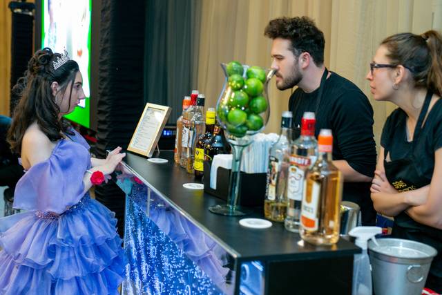 Bar