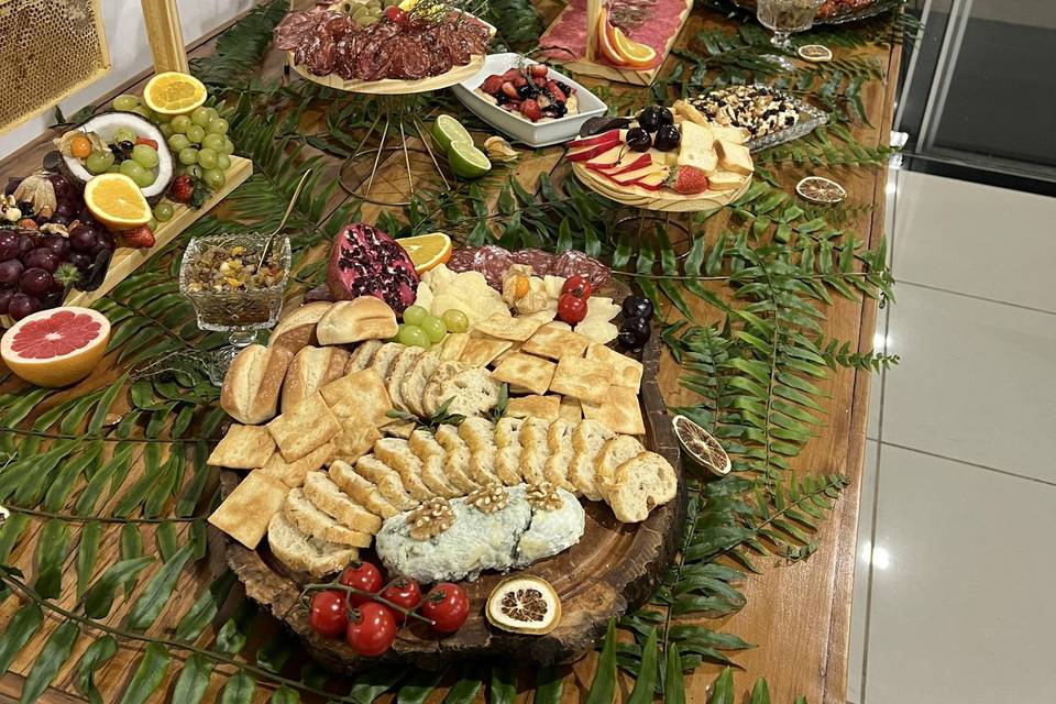 Grazing table