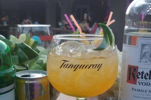 Gin tropical