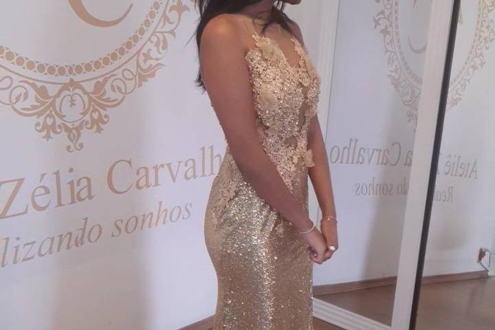 Vestido De Noiva dourado serei