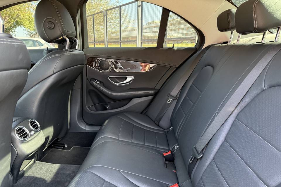 Mercedes - Interior passageiro