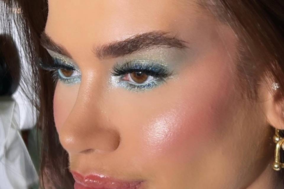 Andressa Peres Makeup & Beauty
