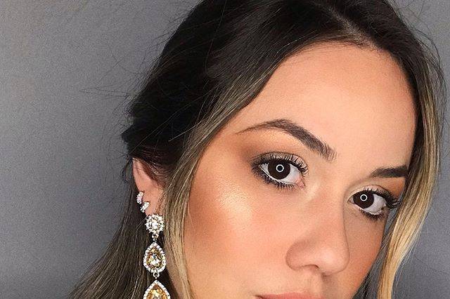 Andressa Peres Makeup & Beauty