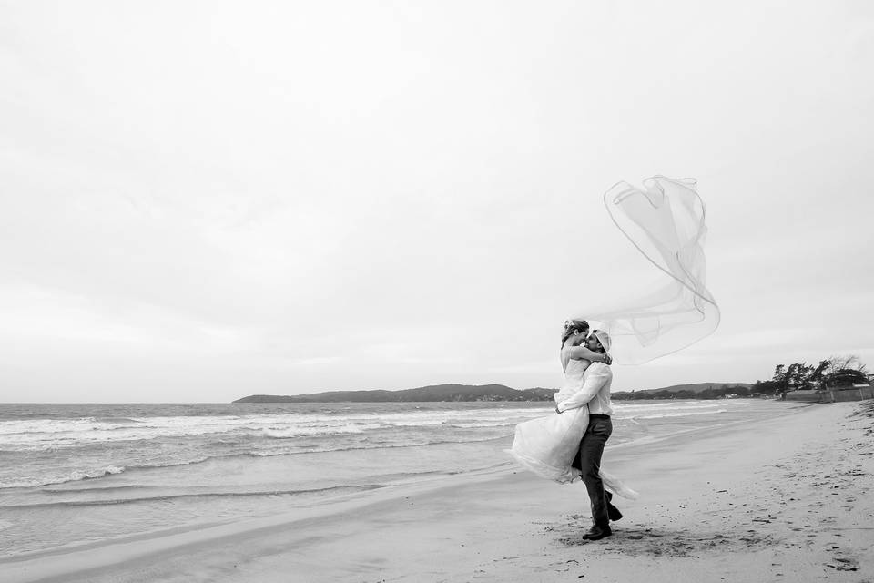 Véu em movimento - casamento