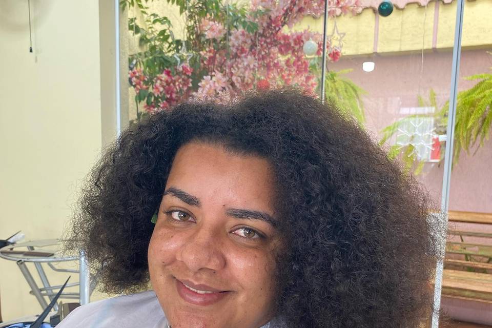 Especialista em cabelo afro