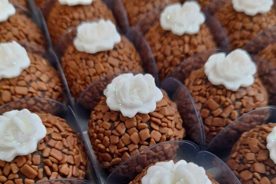 Brigadeiro Decorado