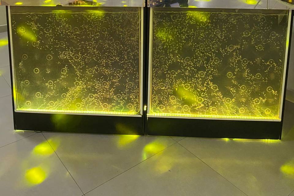 Bar com led amarelo