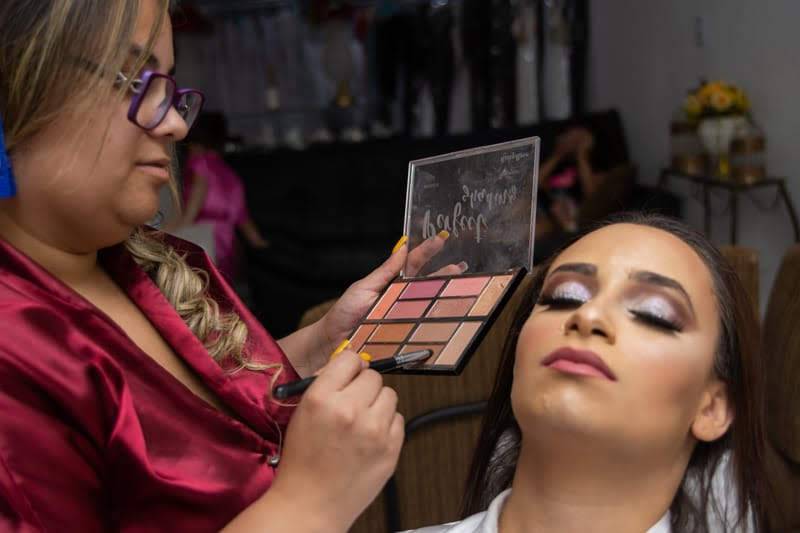 Leila Sotnas Makeup