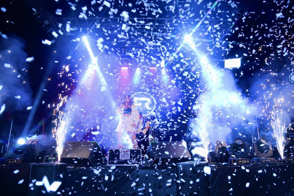 Show com efeitos de Pirotecnia