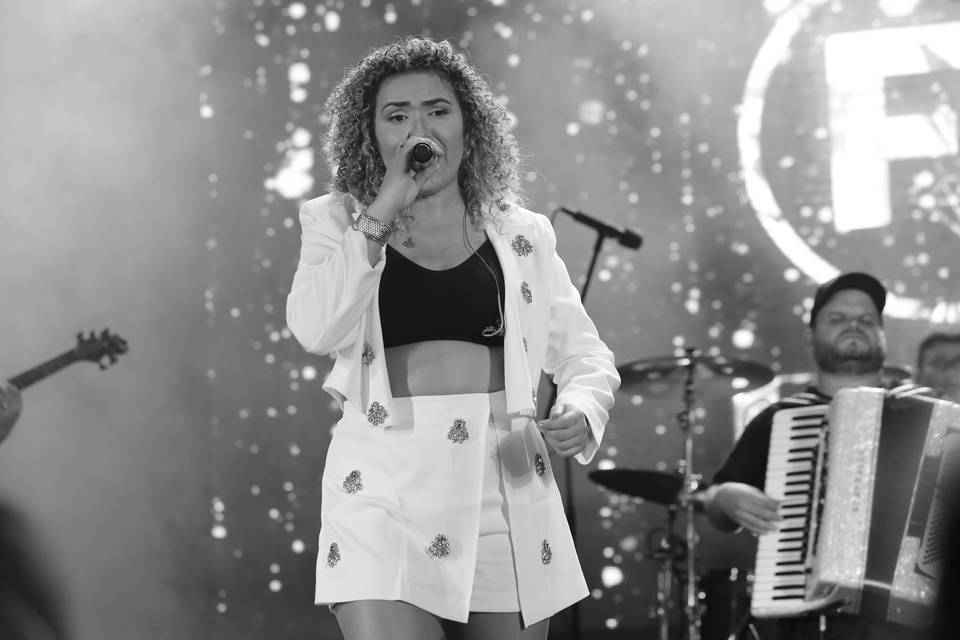 Fábia Rodrigues e Banda
