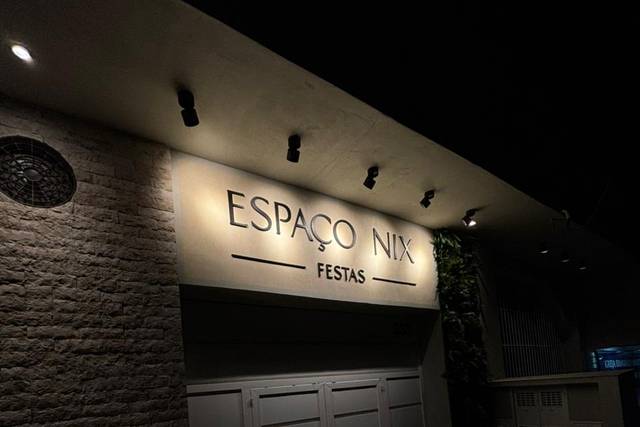 A Fachada do Espaço Nix