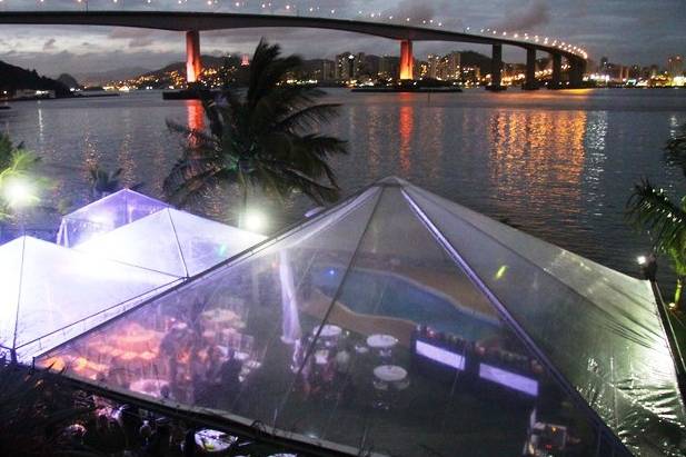 Tenda em lona cristal