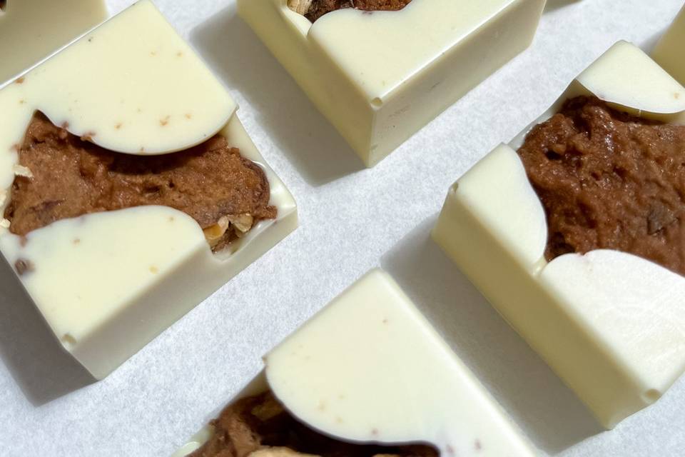 Bombom pralinê de nozes