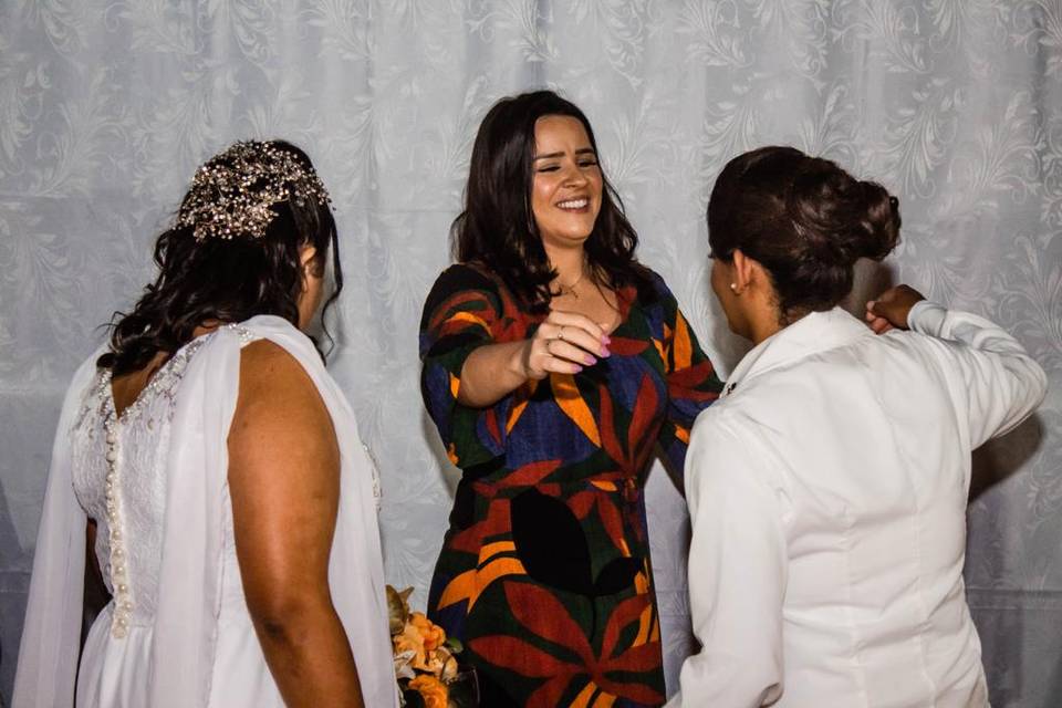 Amanda Melo Celebrante