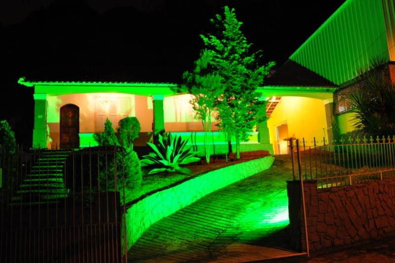 Casa Amarela Aluguel para Festas e Eventos