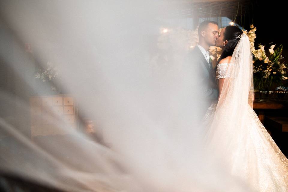 Casal se baijando