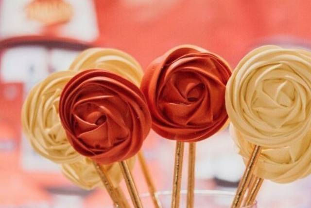 Rosas em pirulito de suspiro