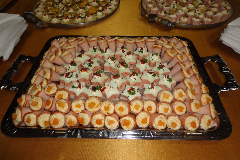 Mesa de Canapés