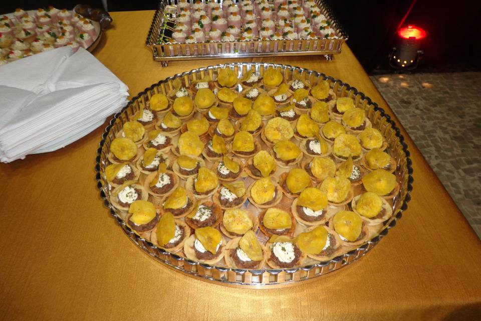 Mesa de Canapés