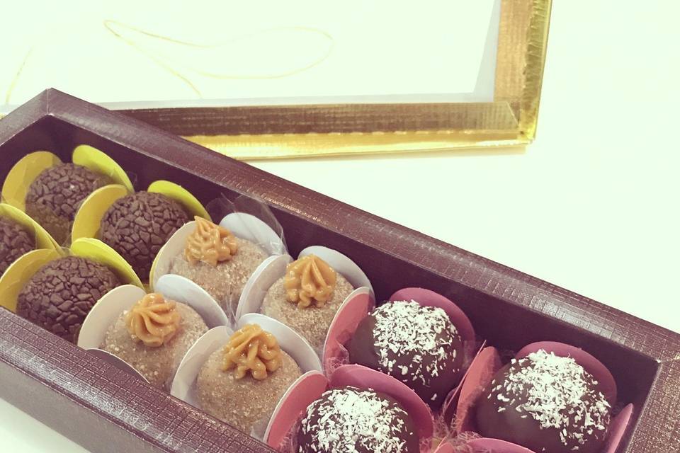 Brigadeiros e Docinhos Finos