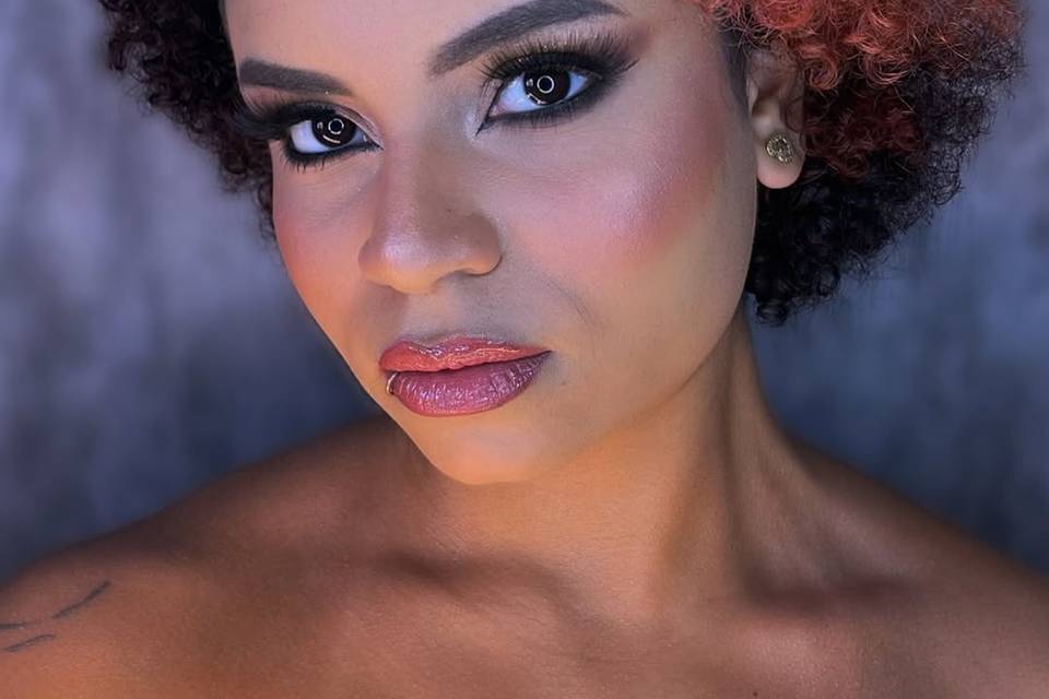 Giselly Monteiro Make