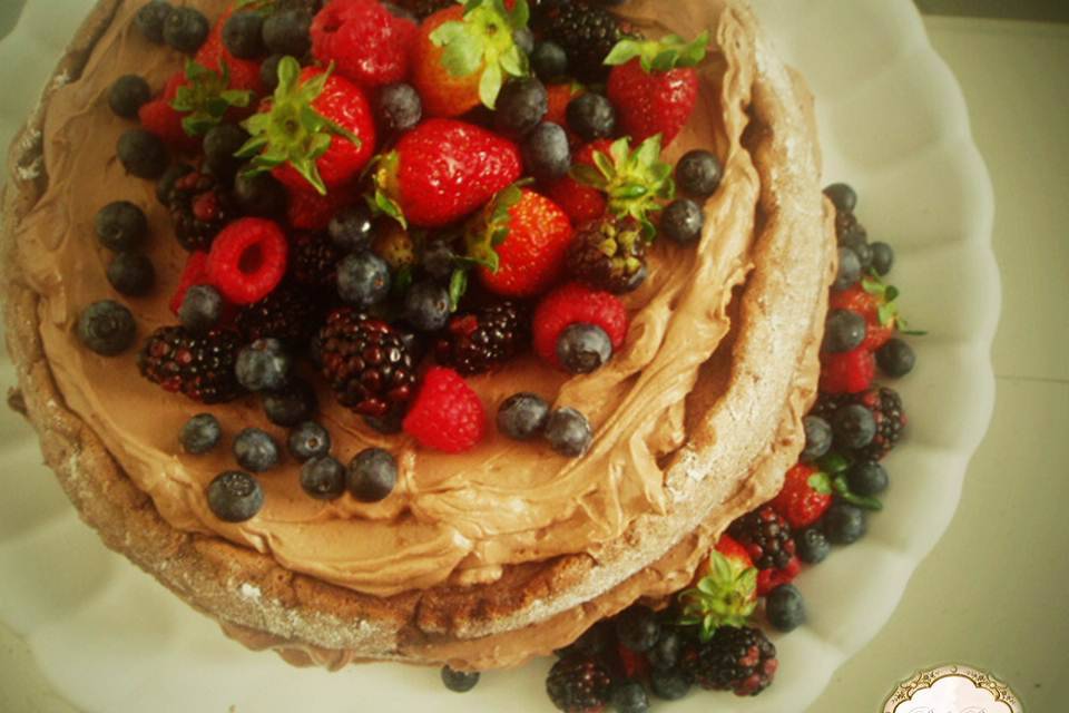 Naked cake