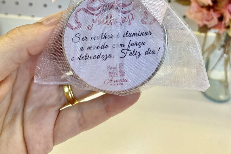 Mini vela na latinha