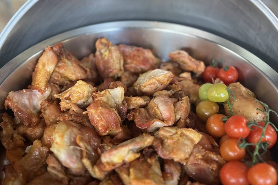 Sobrecoxa marinada com ervas