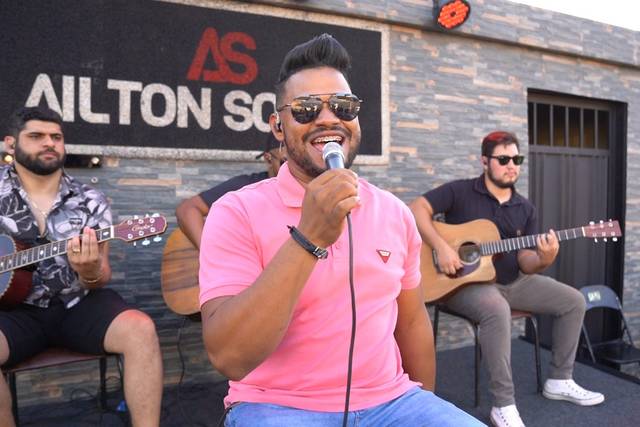 Ailton Souza – música ao vivo
