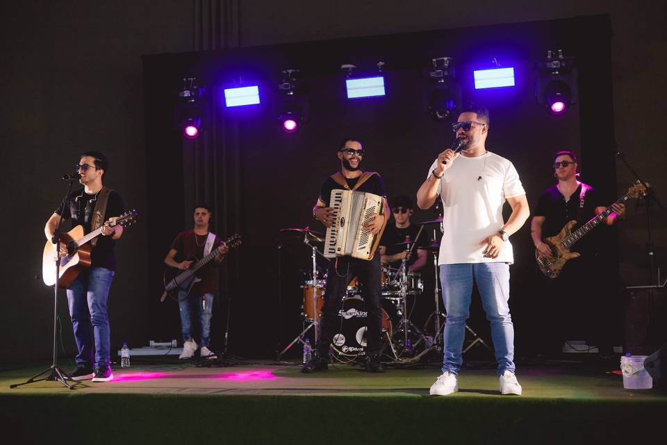 Ailton Souza em apresentação c