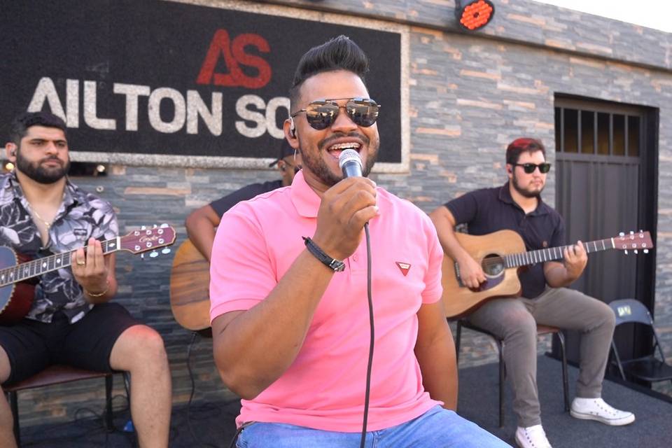 Ailton Souza – música ao vivo