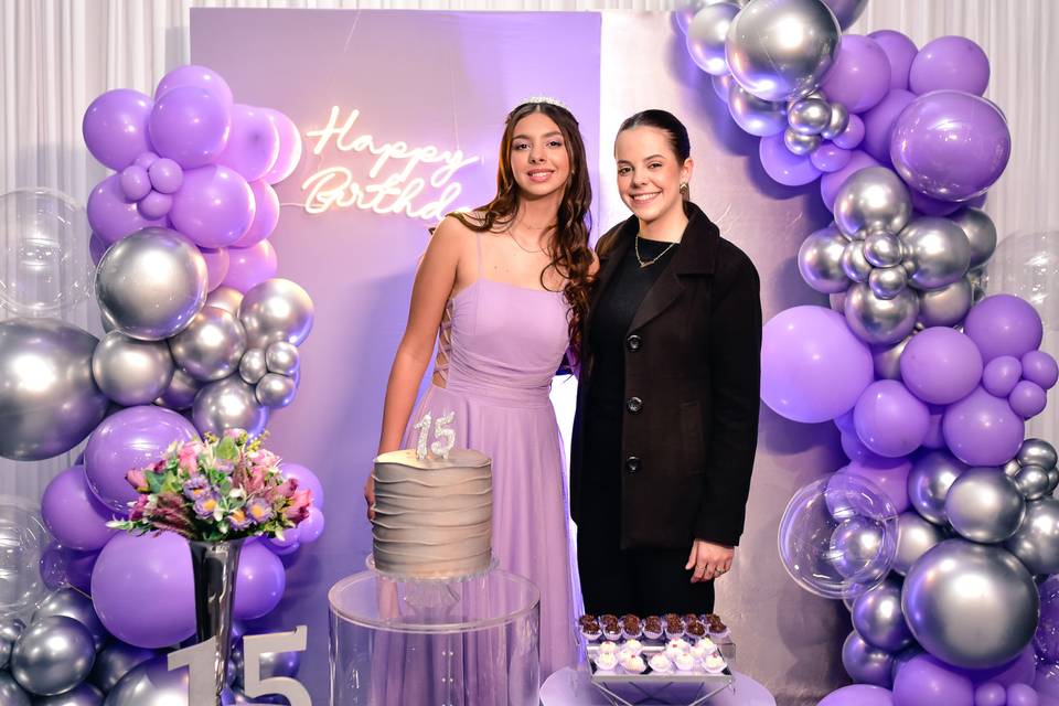 15 anos Mirela